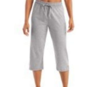 Champion gray cropped Jay pants